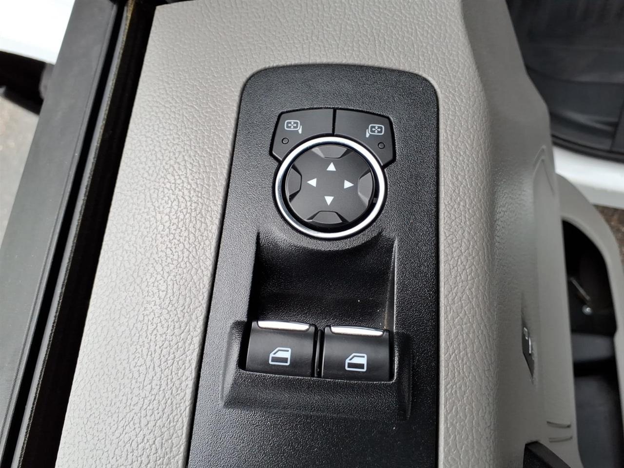 Ford F-150 XL 4WD Reg Cab 6.5' Box 2017