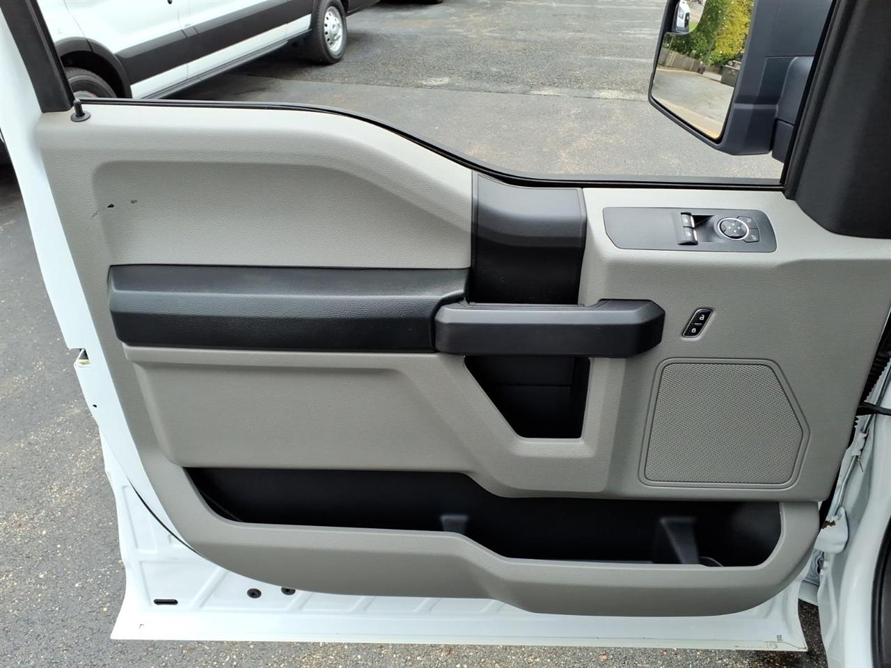 Ford F-150 XL 4WD Reg Cab 6.5' Box 2017