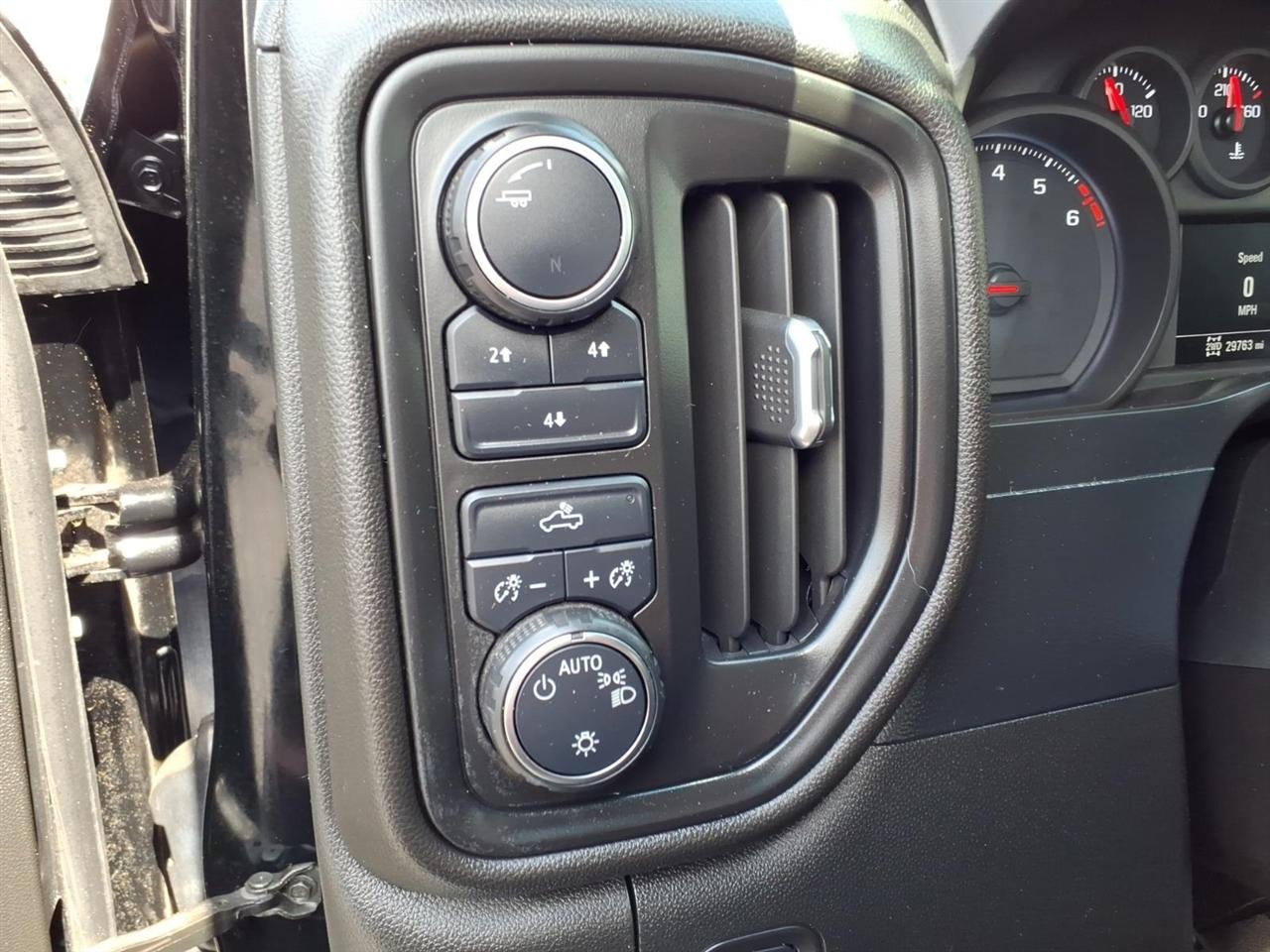 Chevrolet Silverado 3500HD 4WD Reg Cab 142" Work Truck 2021
