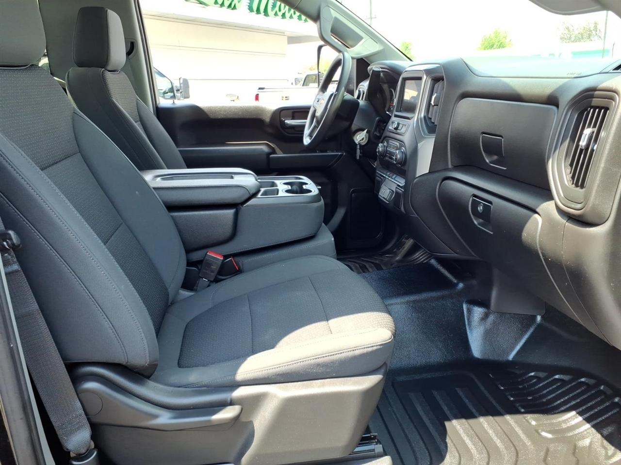 Chevrolet Silverado 3500HD 4WD Reg Cab 142" Work Truck 2021