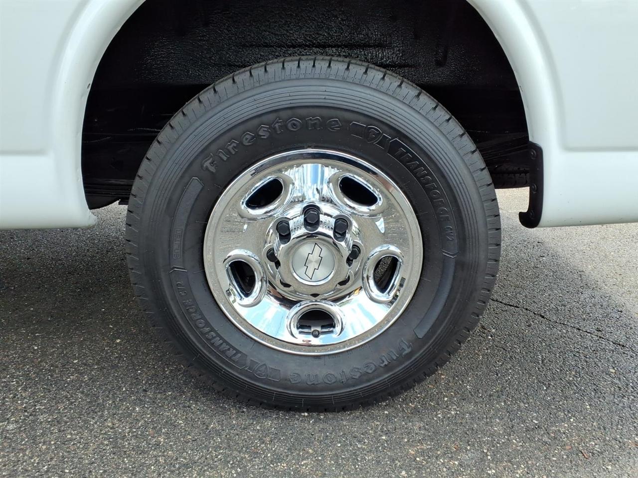 Chevrolet Express Cargo Van RWD 2500 135" 2019