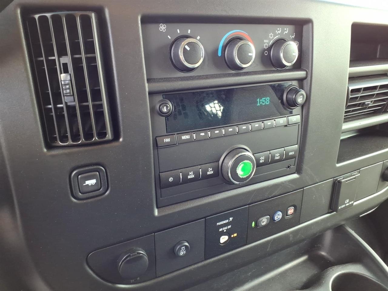 Chevrolet Express Cargo Van RWD 2500 135" 2019