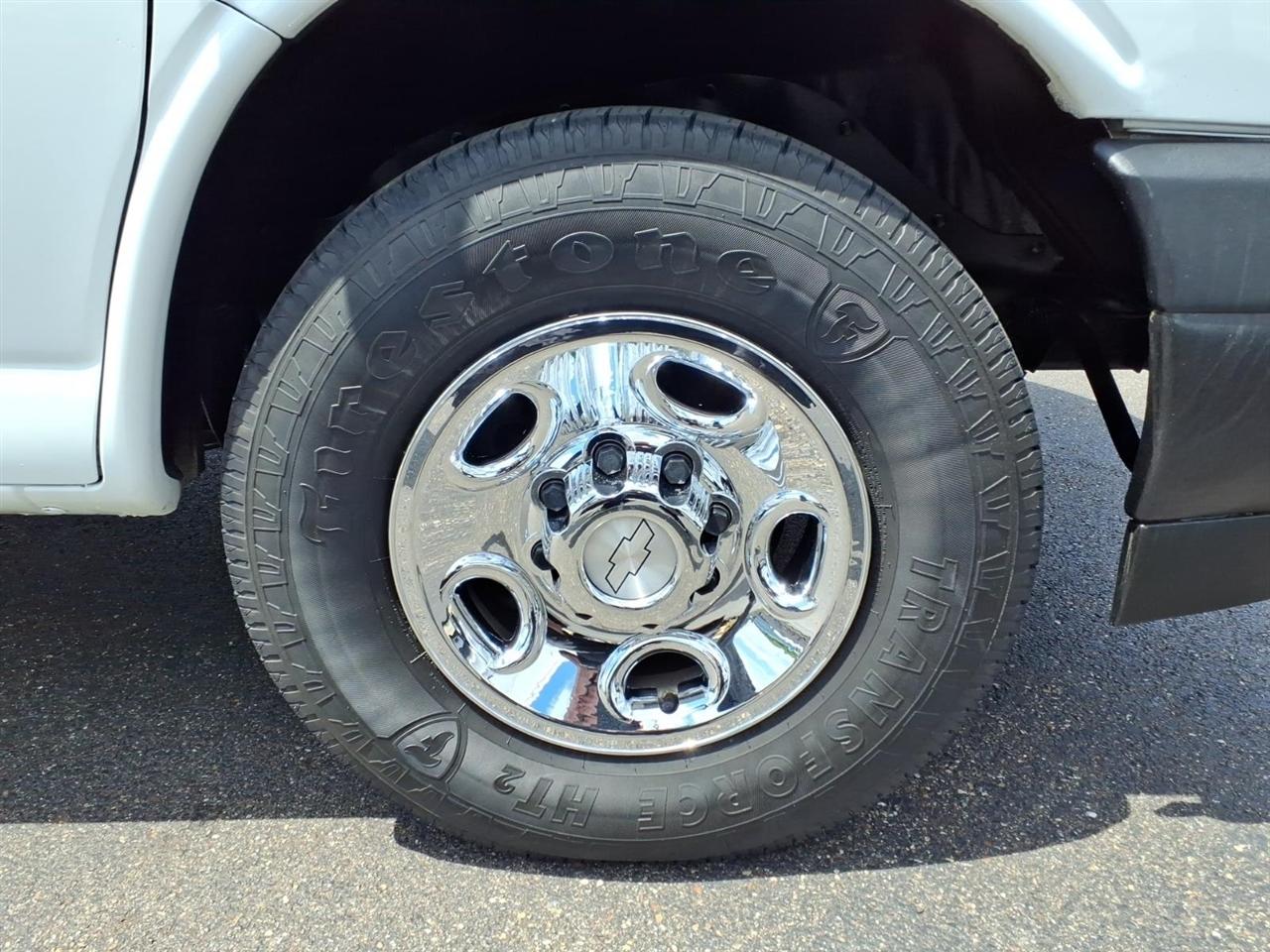 Chevrolet Express Cargo Van RWD 2500 135" 2019