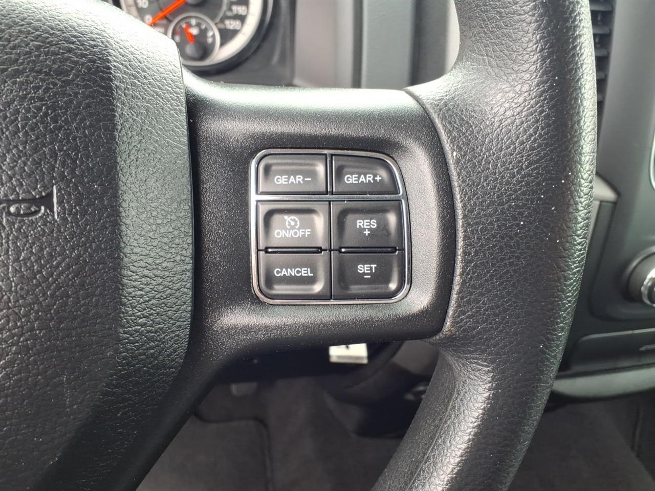 RAM 1500 Classic Tradesman 4x2 Reg Cab 8' Box 2019