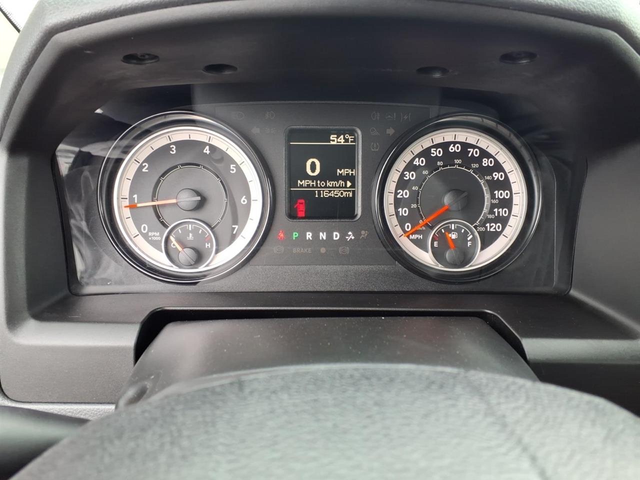 RAM 1500 Classic Tradesman 4x2 Reg Cab 8' Box 2019