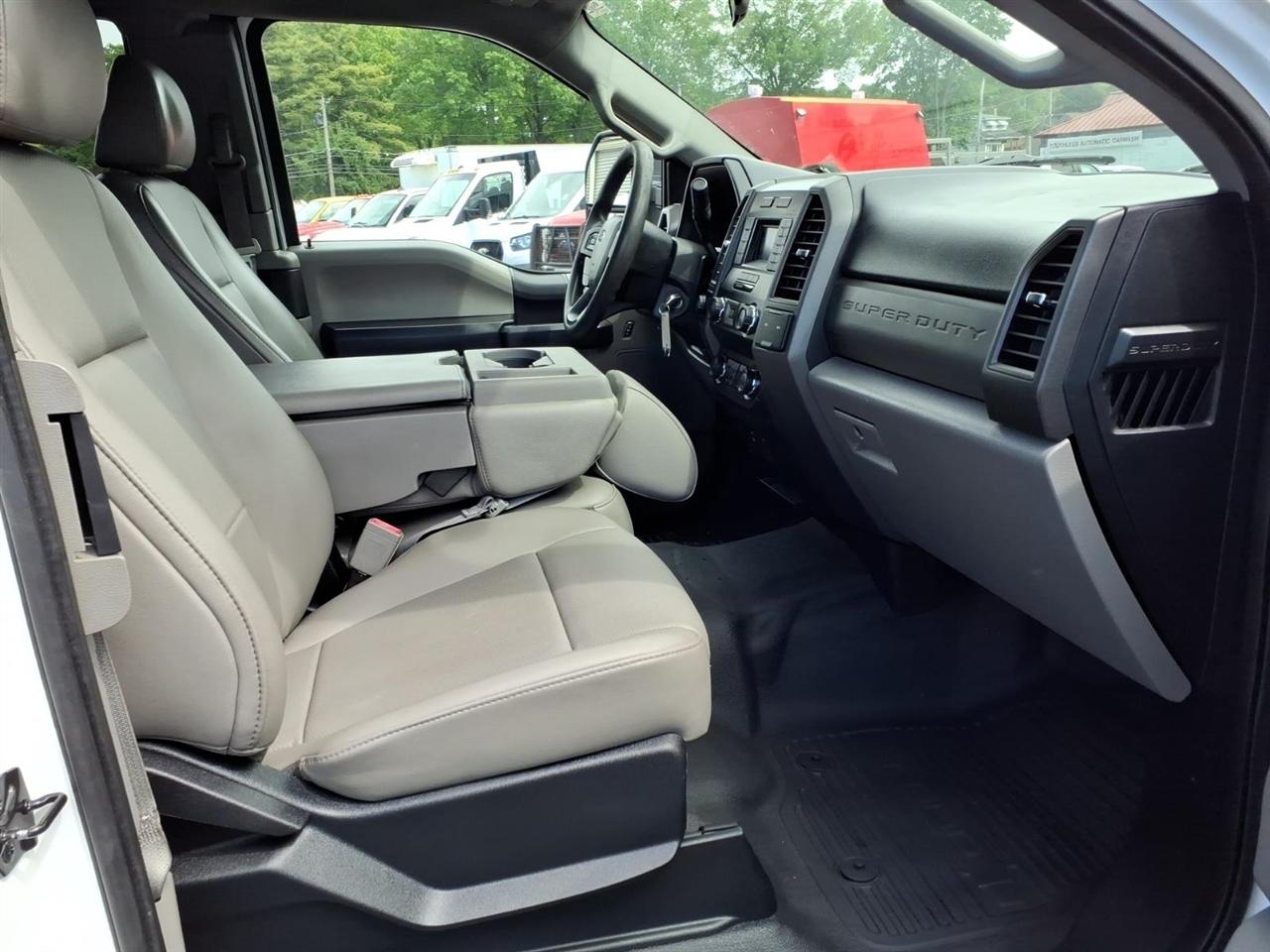 Ford Super Duty F-250 SRW XL 4WD SuperCab 8' Box 2019
