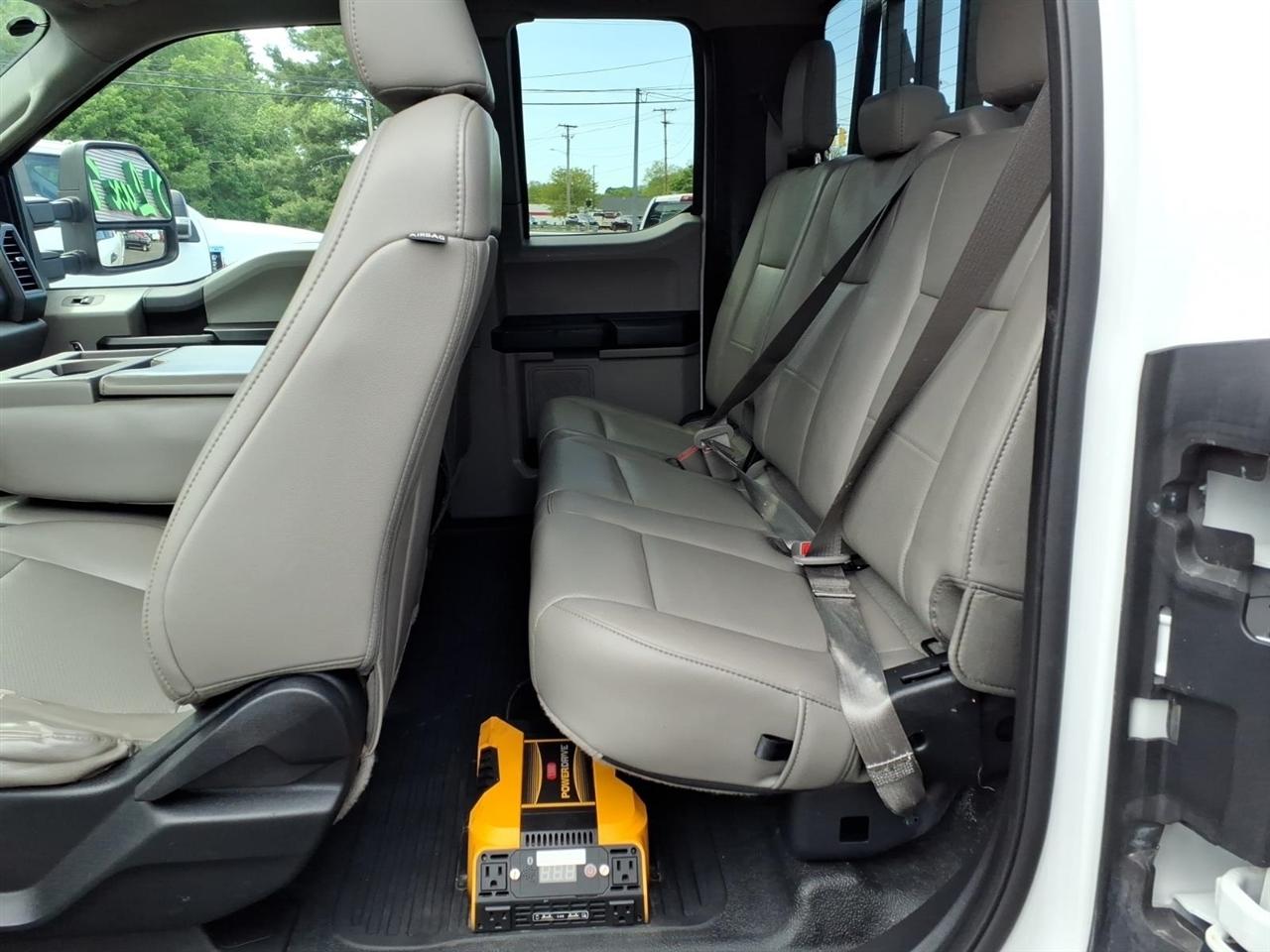 Ford Super Duty F-250 SRW XL 4WD SuperCab 8' Box 2019
