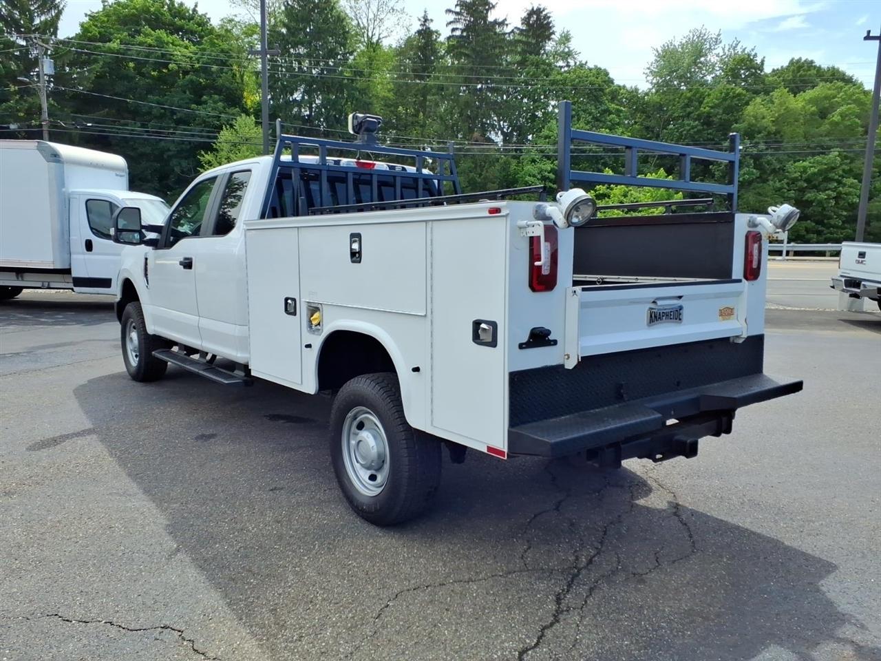 Ford Super Duty F-250 SRW XL 4WD SuperCab 8' Box 2019