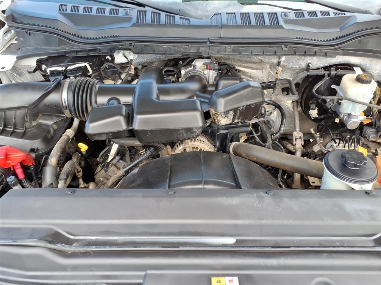 Ford Super Duty F-250 SRW XL 4WD Crew Cab 8' Box 2018