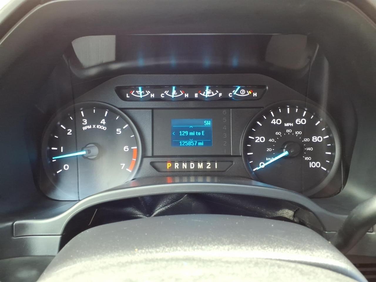 Ford Super Duty F-250 SRW XL 4WD Crew Cab 8' Box 2018