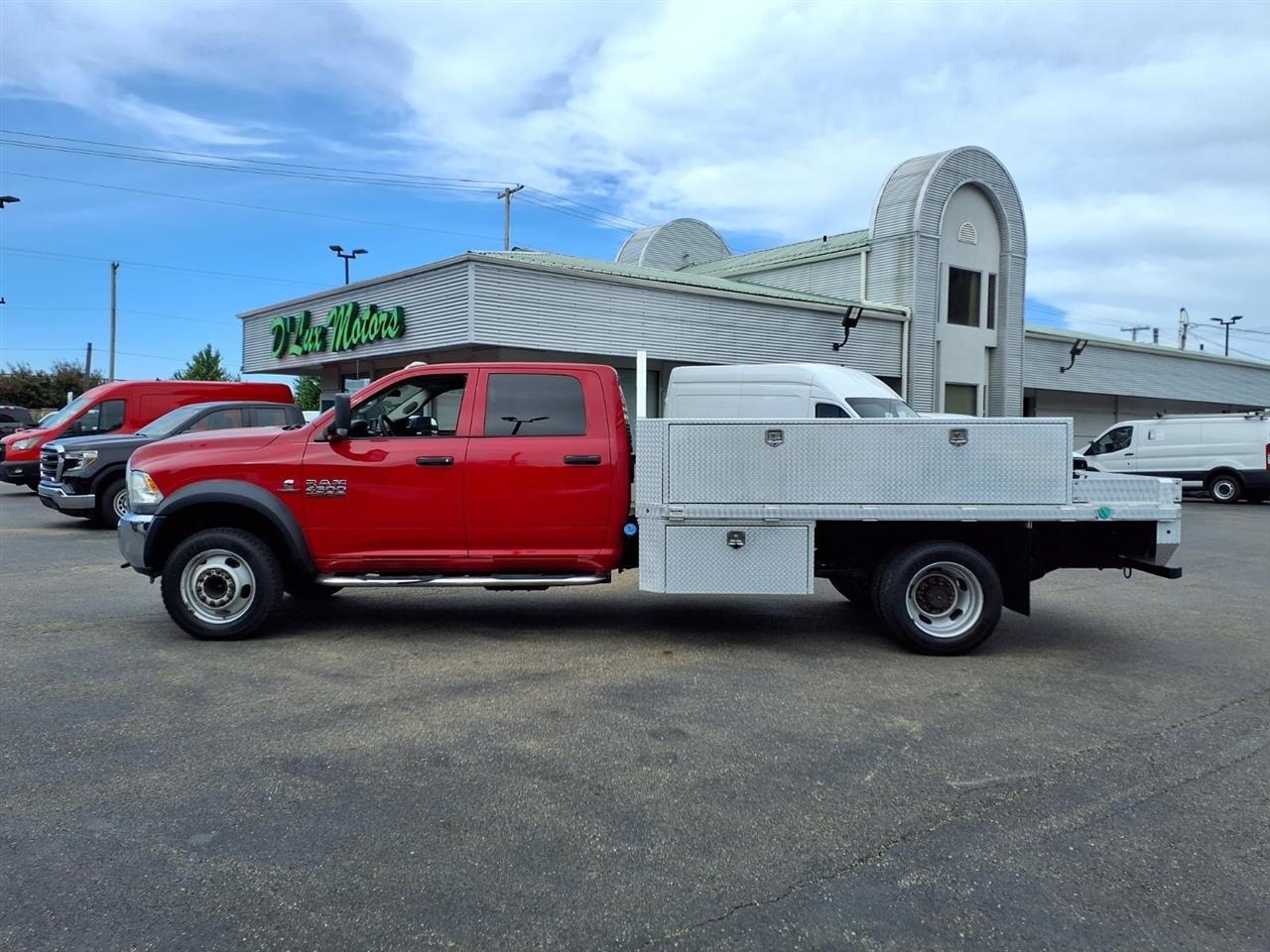 RAM 4500 Chassis Cab Tradesman 4x4 Crew Cab 84" CA 197.4" WB 2017