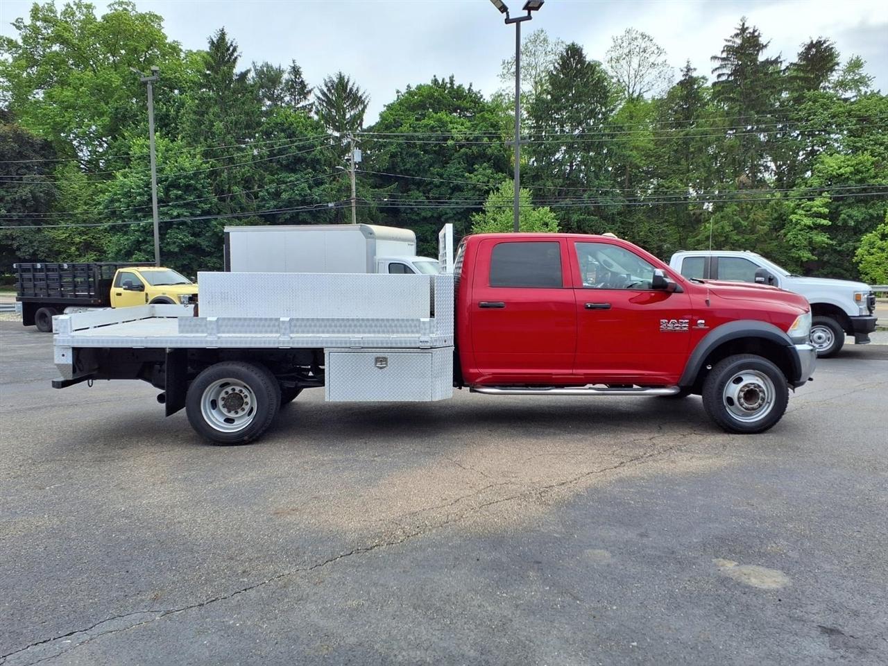 RAM 4500 Chassis Cab Tradesman 4x4 Crew Cab 84" CA 197.4" WB 2017