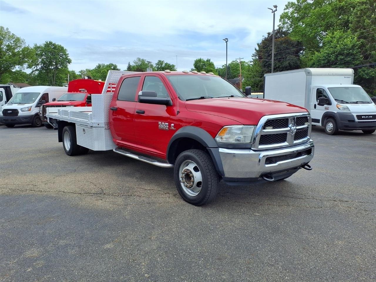 RAM 4500 Chassis Cab Tradesman 4x4 Crew Cab 84" CA 197.4" WB 2017