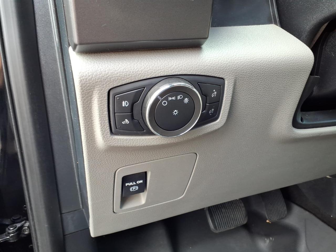 Ford F-150 XL 4WD SuperCrew 5.5' Box 2020