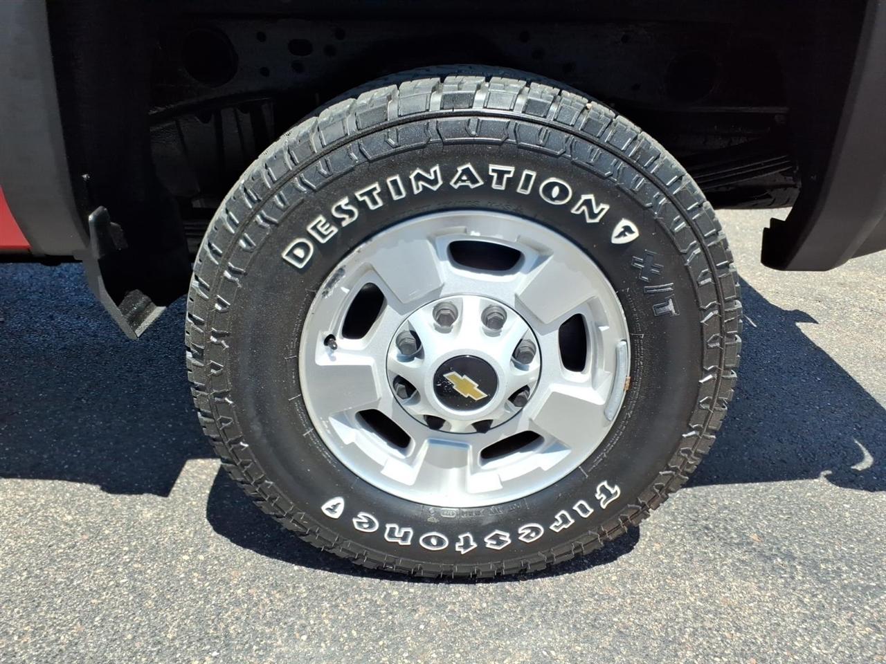 Chevrolet Silverado 2500HD 4WD Double Cab 144.2" LT 2017