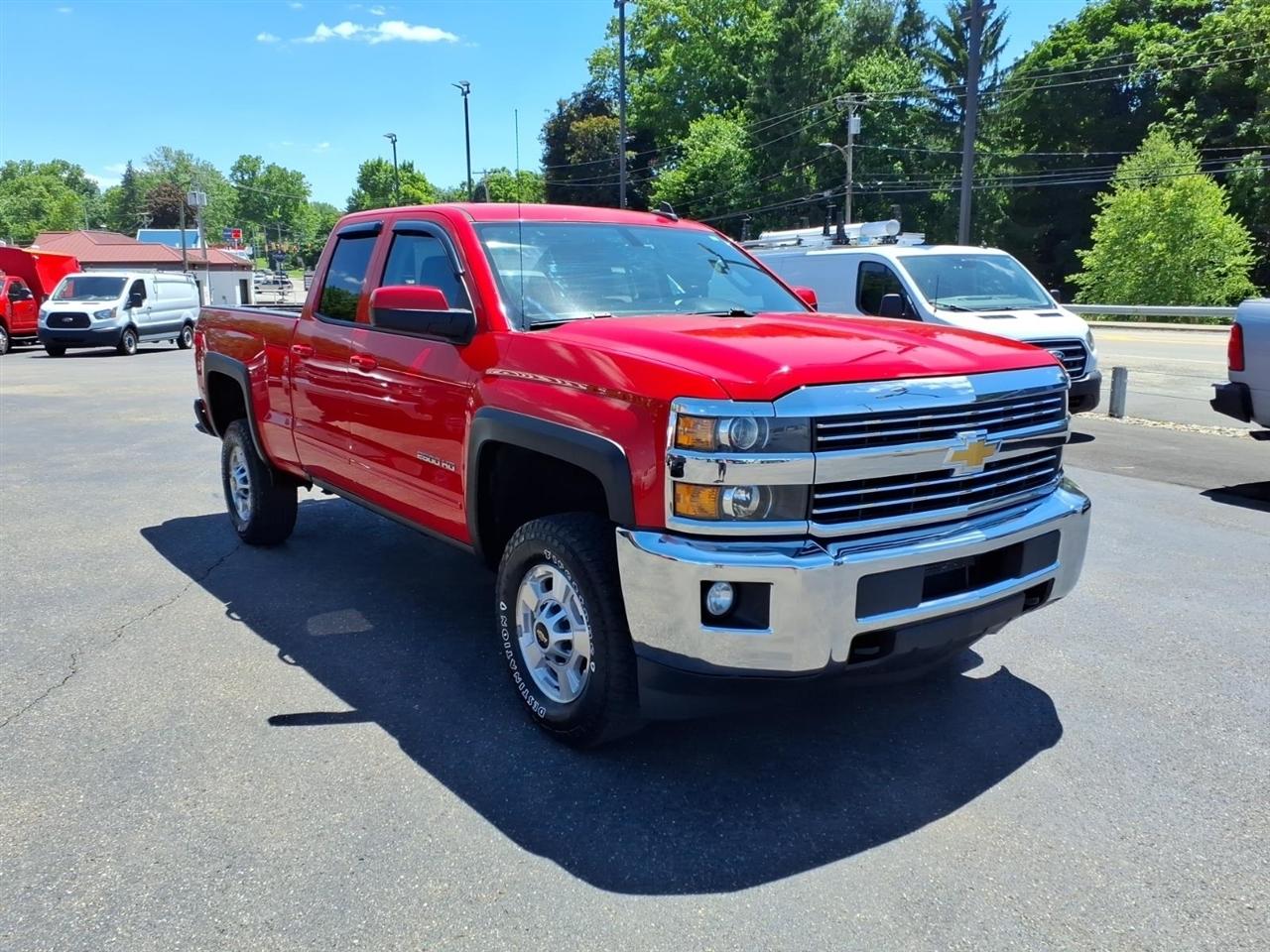 Chevrolet Silverado 2500HD 4WD Double Cab 144.2" LT 2017