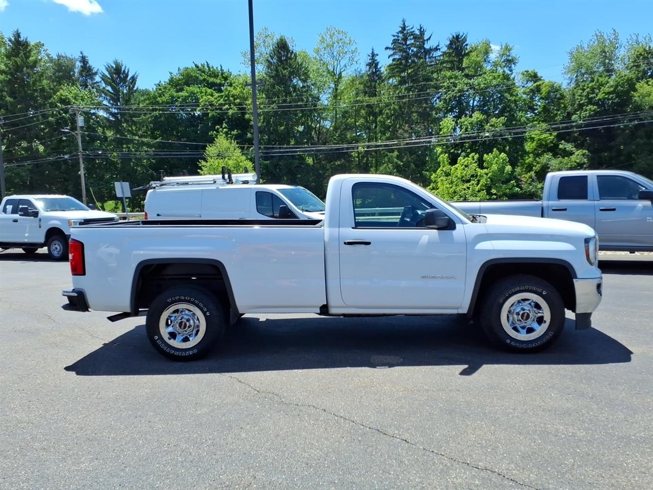 GMC Sierra 1500 2WD Reg Cab 133.0" 2018