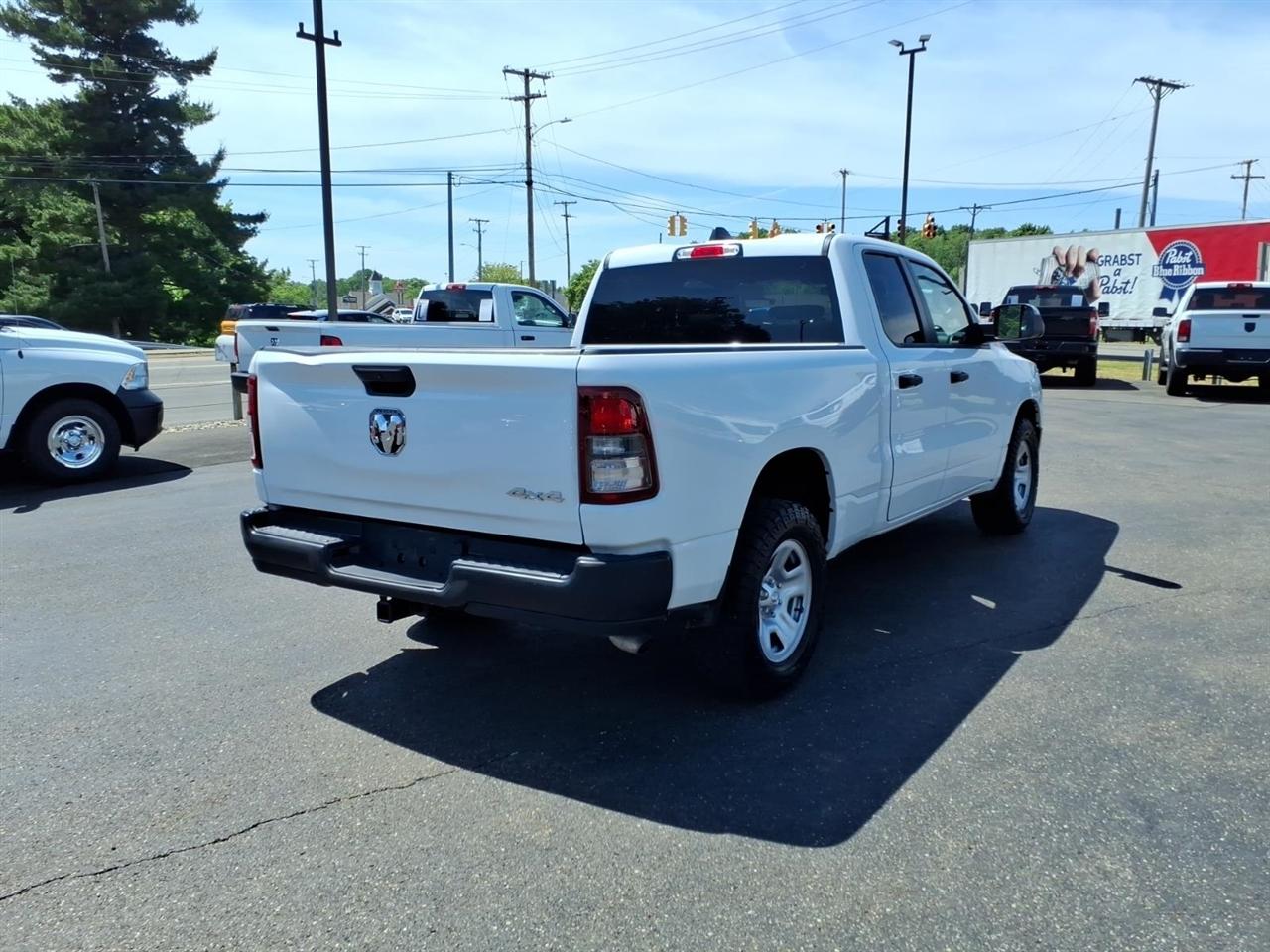 RAM 1500 Tradesman 4x4 Quad Cab 6'4" Box 2024