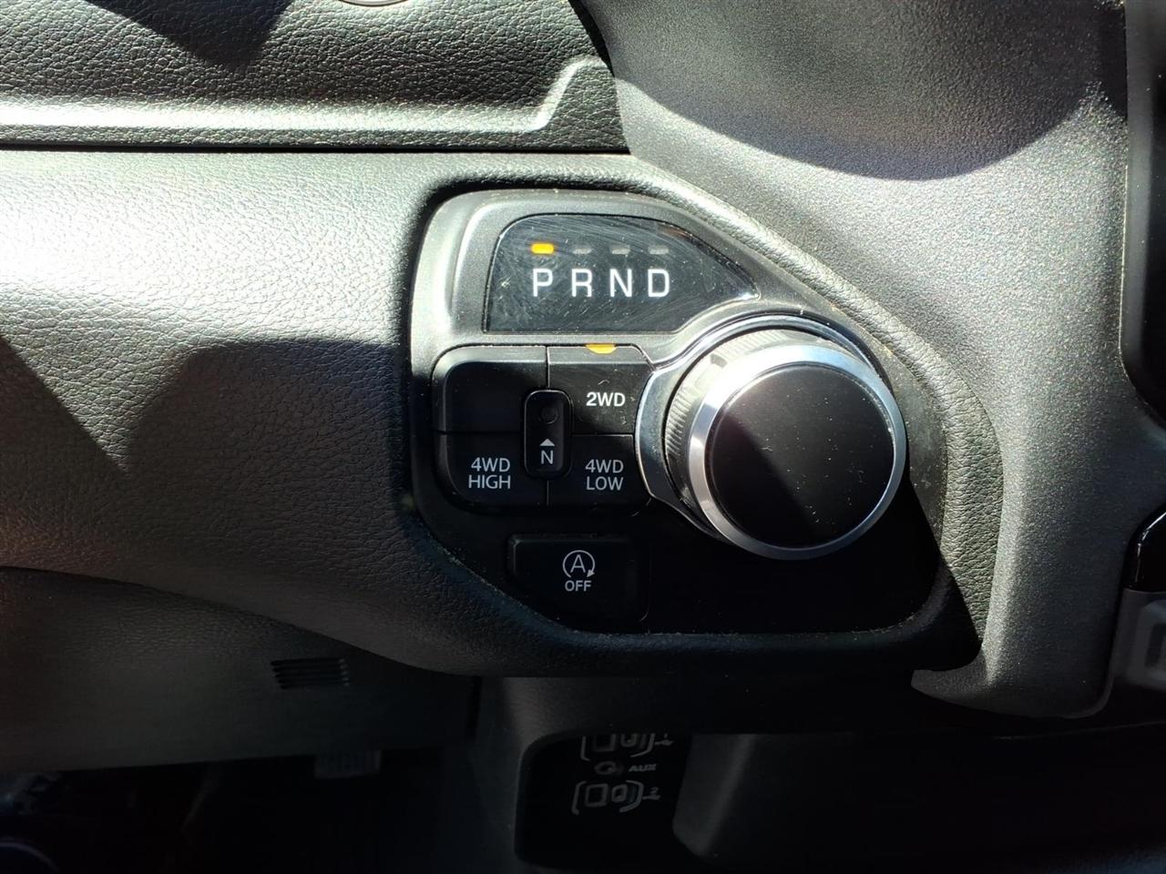 RAM 1500 Tradesman 4x4 Quad Cab 6'4" Box 2024