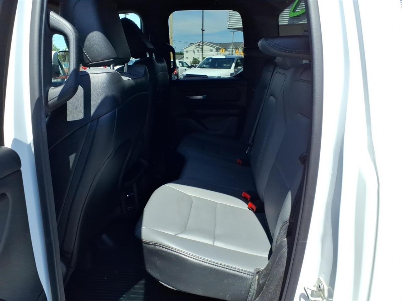 RAM 1500 Tradesman 4x4 Quad Cab 6'4" Box 2024