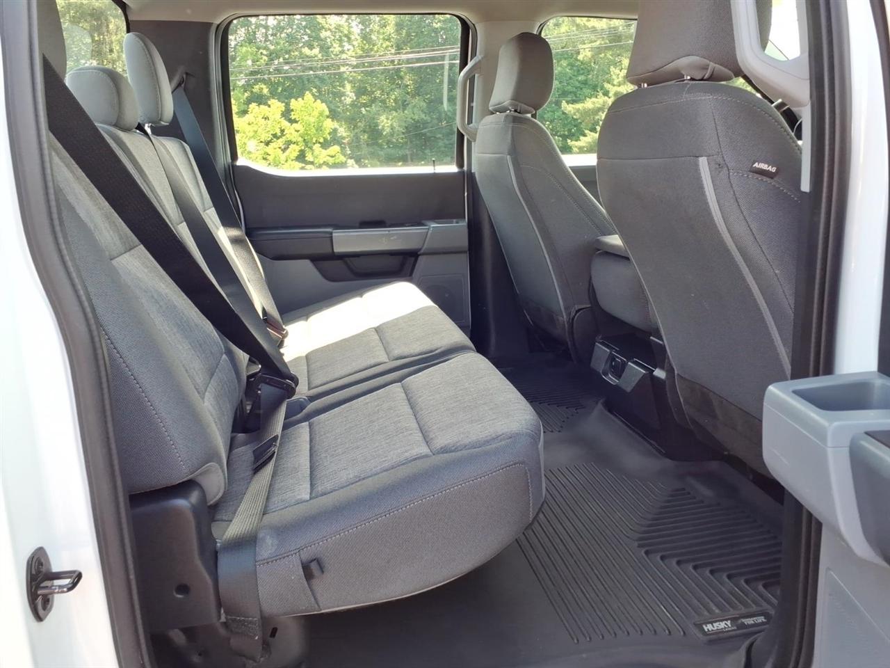 Ford Super Duty F-250 SRW XL 4WD Crew Cab 6.75' Box 2023