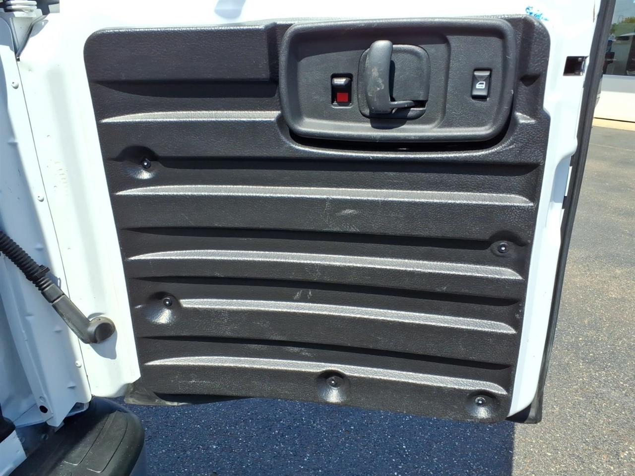 Chevrolet Express Cargo Van RWD 2500 135" 2022