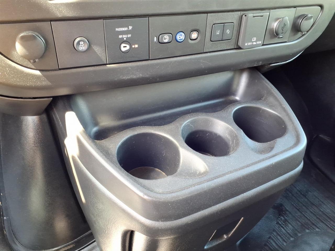 Chevrolet Express Cargo Van RWD 2500 135" 2022