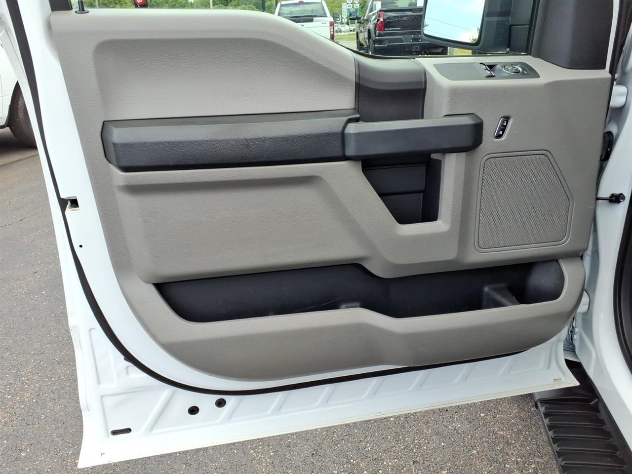 Ford F-150 XL 4WD 8 ft. 2019