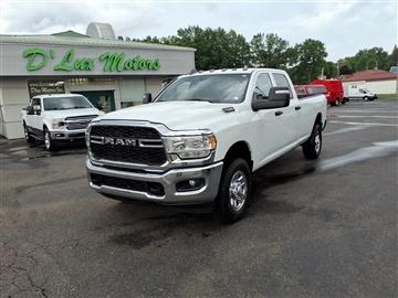 2024 RAM 2500 Tradesman 4x4 Crew Cab 8' Box