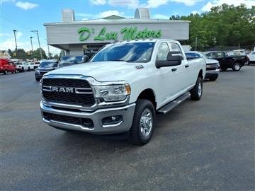 2024 RAM 2500 Tradesman 4x4 Crew Cab 8' Box