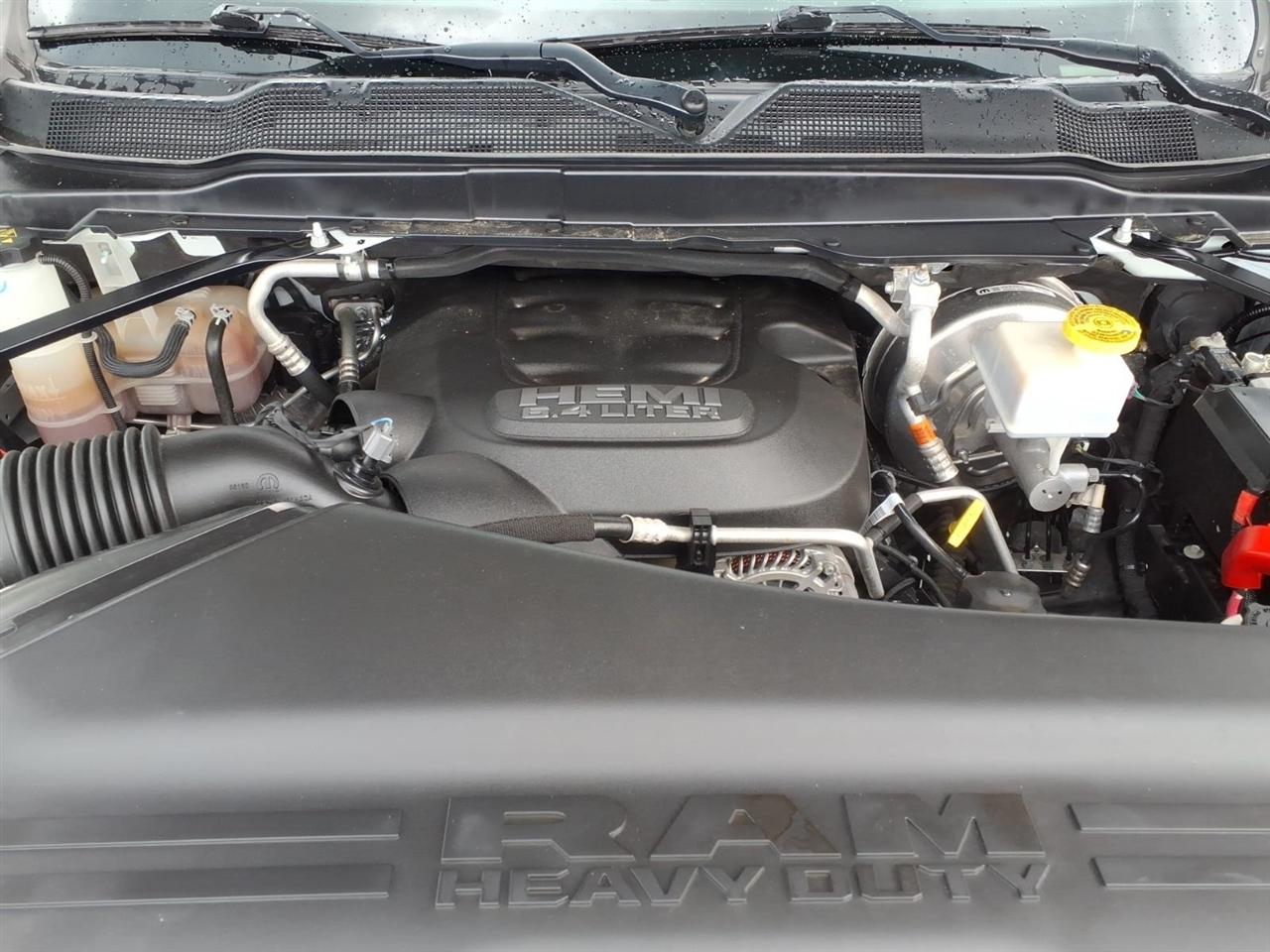 RAM 2500 Tradesman 4x4 Crew Cab 8' Box 2024