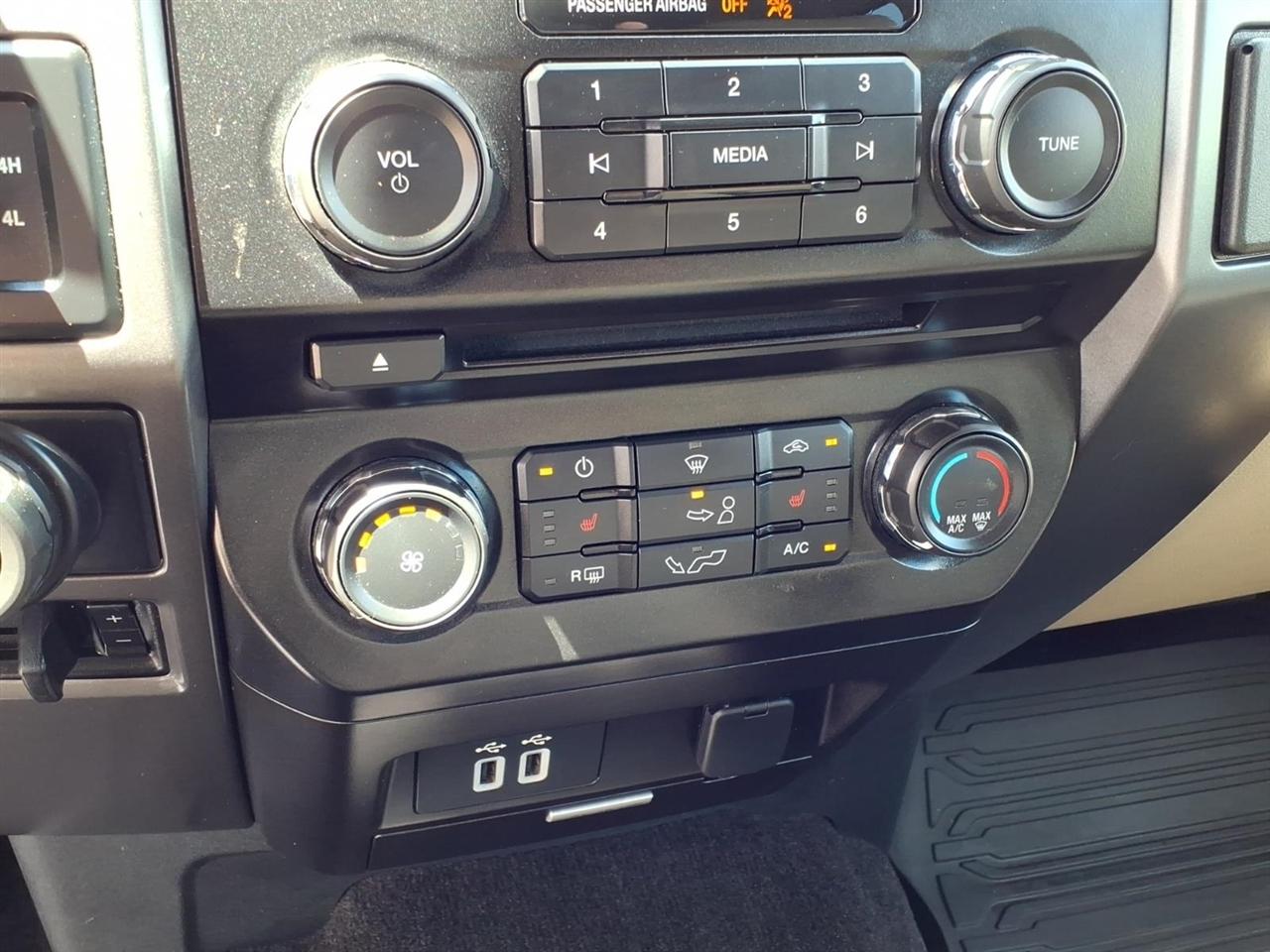 Ford F-150 King Ranch 4WD SuperCrew 5.5' Box 2017
