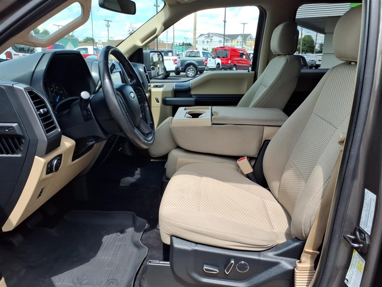 Ford F-150 XL 4WD SuperCrew 5.5' Box 2017