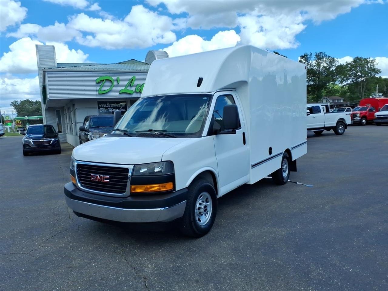 2023 GMC Savana Commercial Cutaway 3500 Van 139"