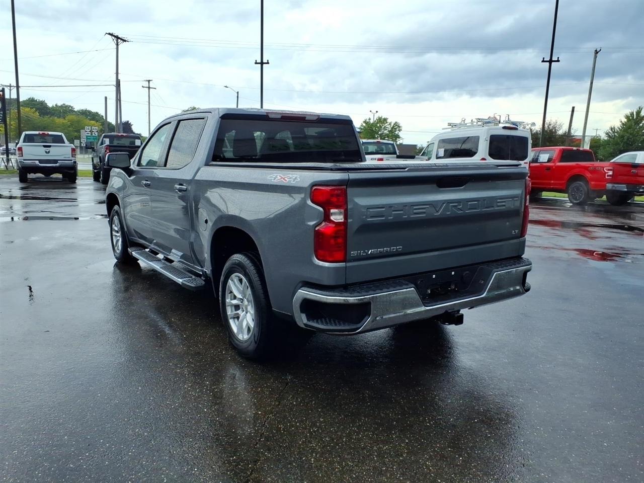 Chevrolet Silverado 1500 4WD Crew Cab 147" LT w/1LT 2021