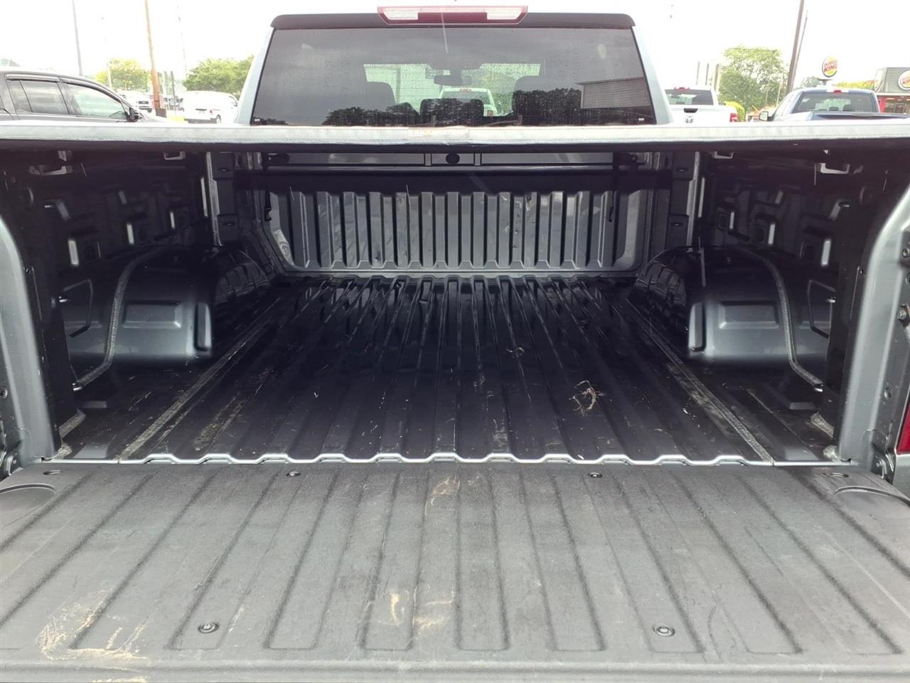 Chevrolet Silverado 1500 4WD Crew Cab 147" LT w/1LT 2021