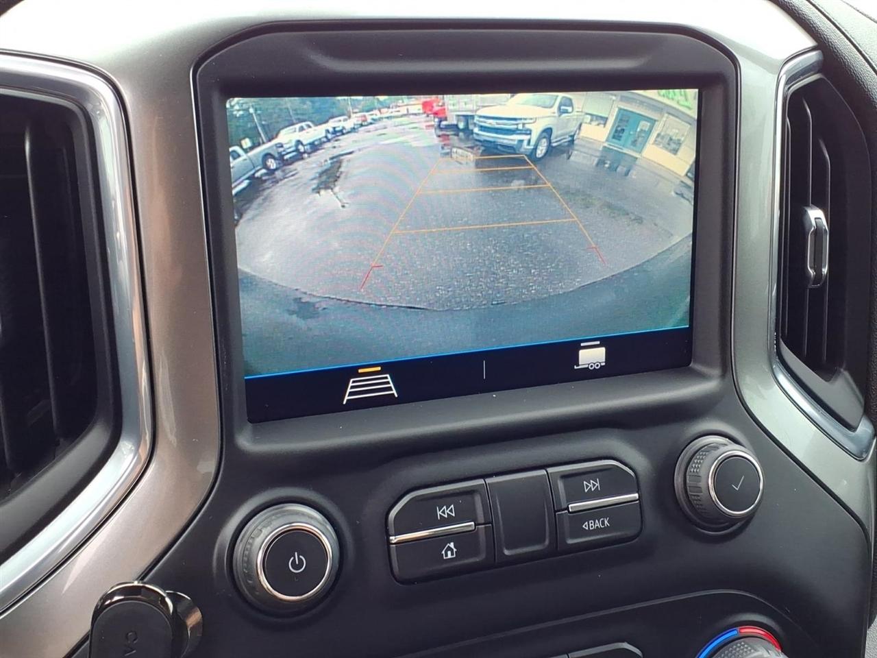 Chevrolet Silverado 1500 4WD Crew Cab 147" LT w/1LT 2021