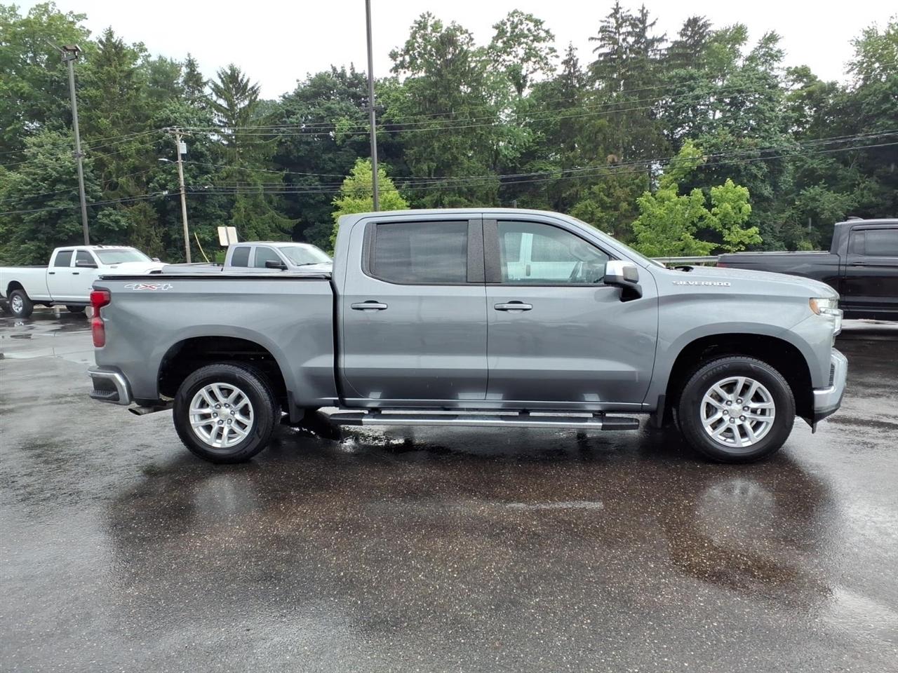 Chevrolet Silverado 1500 4WD Crew Cab 147" LT w/1LT 2021