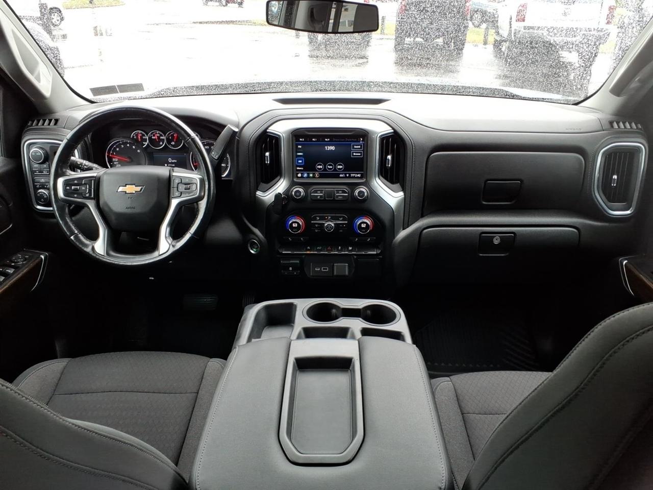 Chevrolet Silverado 1500 4WD Crew Cab 147" LT w/1LT 2021