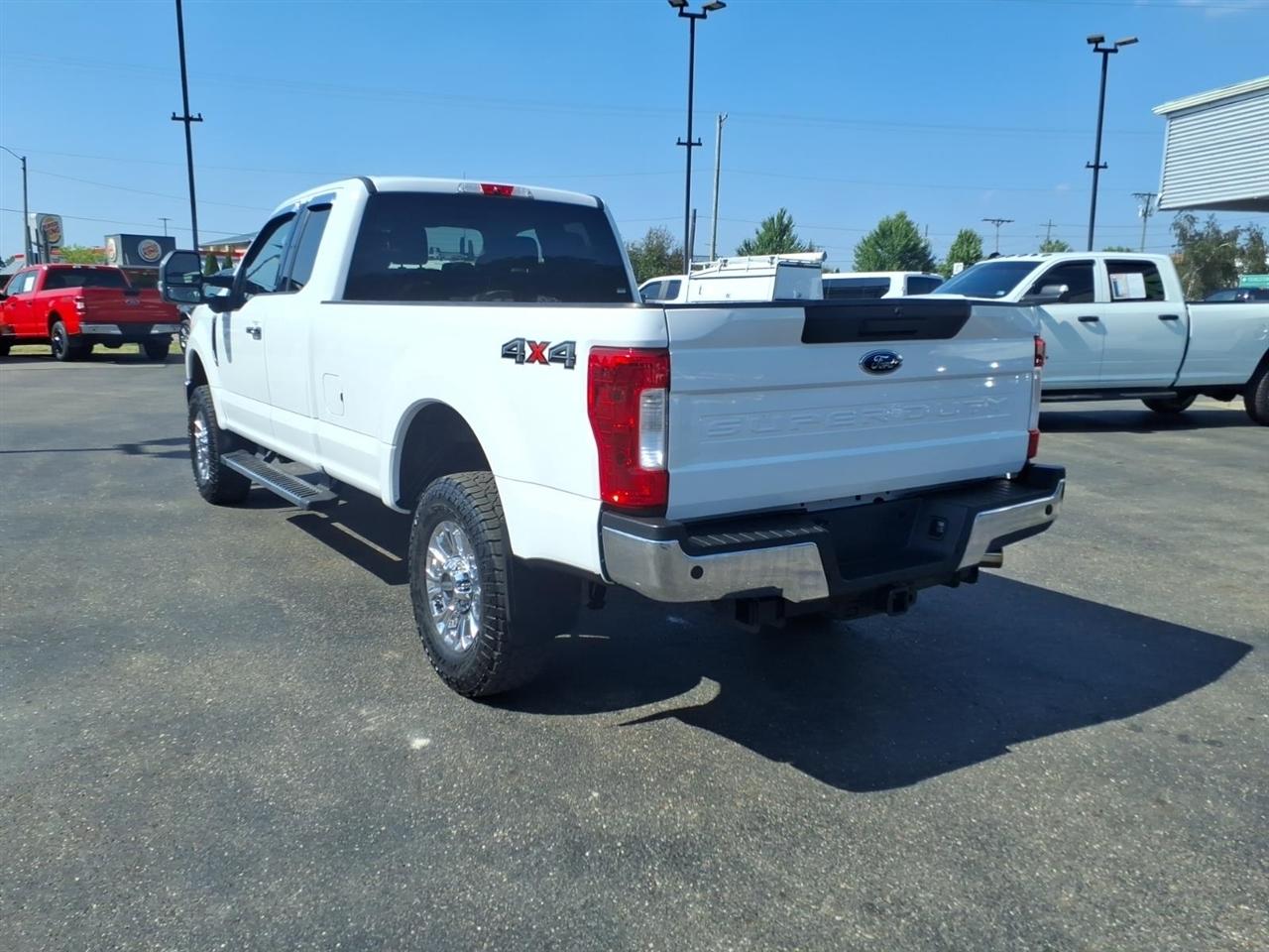 Ford Super Duty F-350 SRW XLT 4WD SuperCab 8' Box 2019