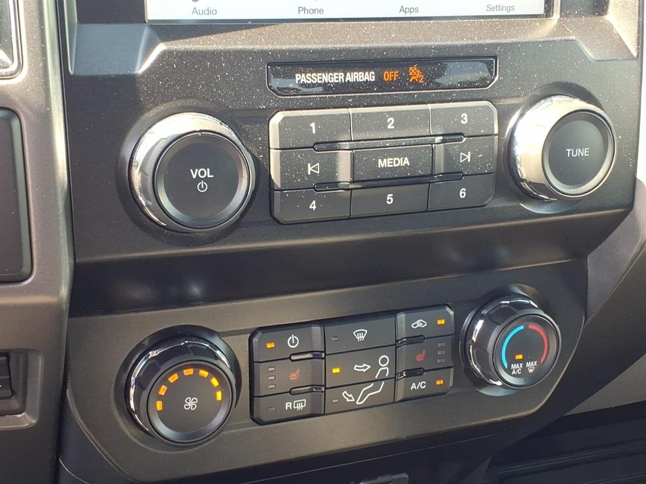 Ford Super Duty F-350 SRW XLT 4WD SuperCab 8' Box 2019