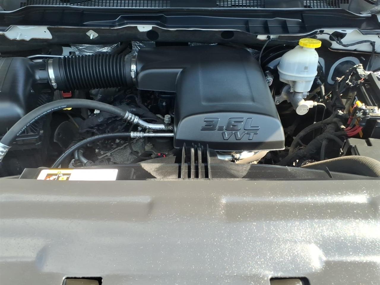 RAM 1500 Classic Tradesman 4x2 Reg Cab 8' Box 2021