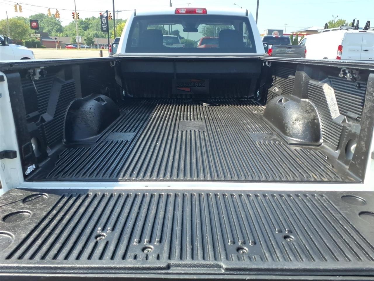 RAM 1500 Classic Tradesman 4x2 Reg Cab 8' Box 2021
