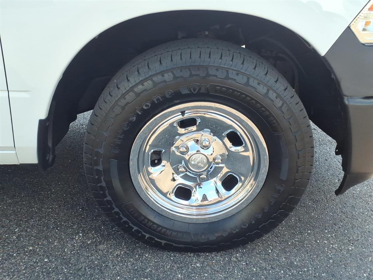 RAM 1500 Classic Tradesman 4x2 Reg Cab 8' Box 2021