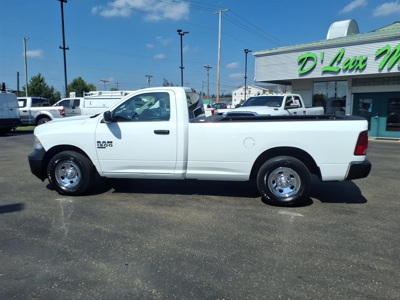RAM 1500 Classic Tradesman 4x2 Reg Cab 8' Box 2021
