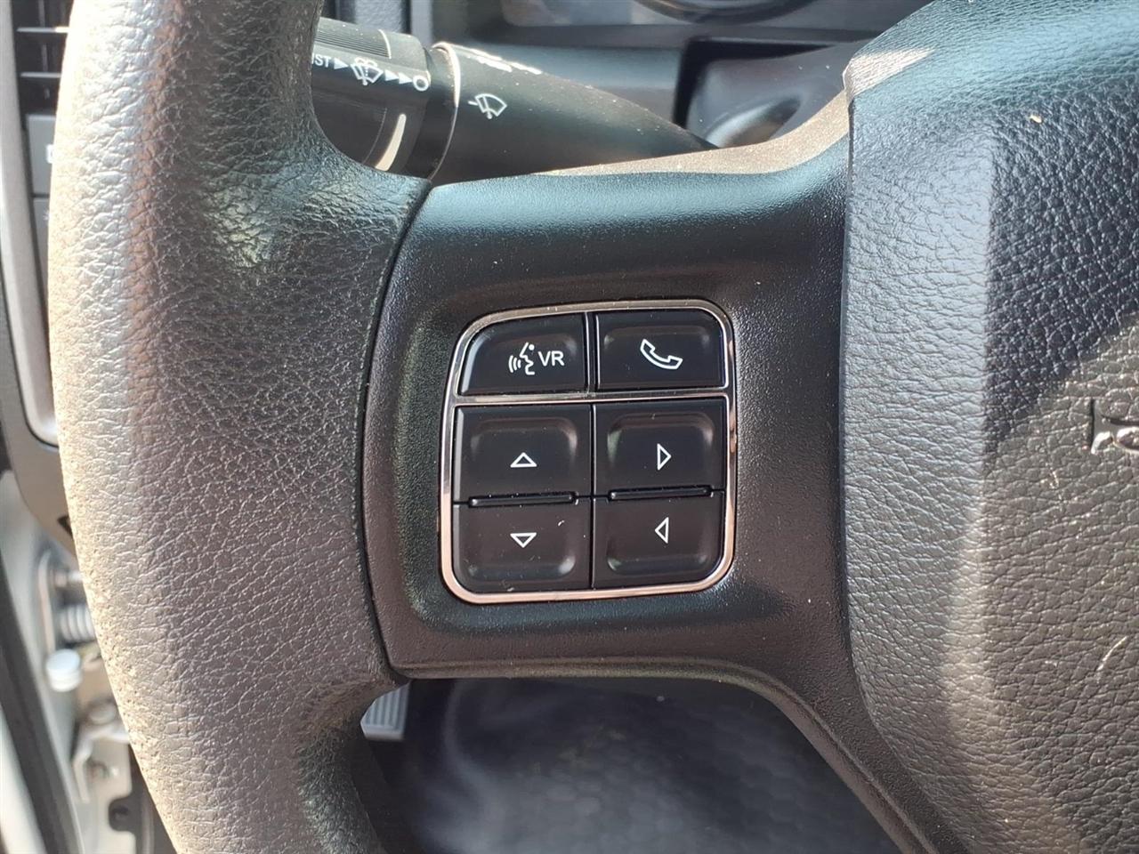 RAM 1500 Classic Tradesman 4x2 Reg Cab 8' Box 2021