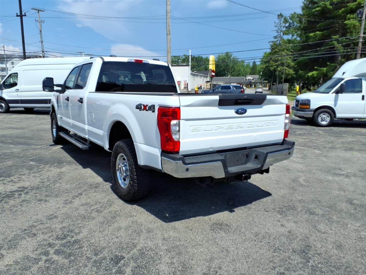 Ford Super Duty F-250 SRW King Ranch 4WD Crew Cab 8' Box 2022
