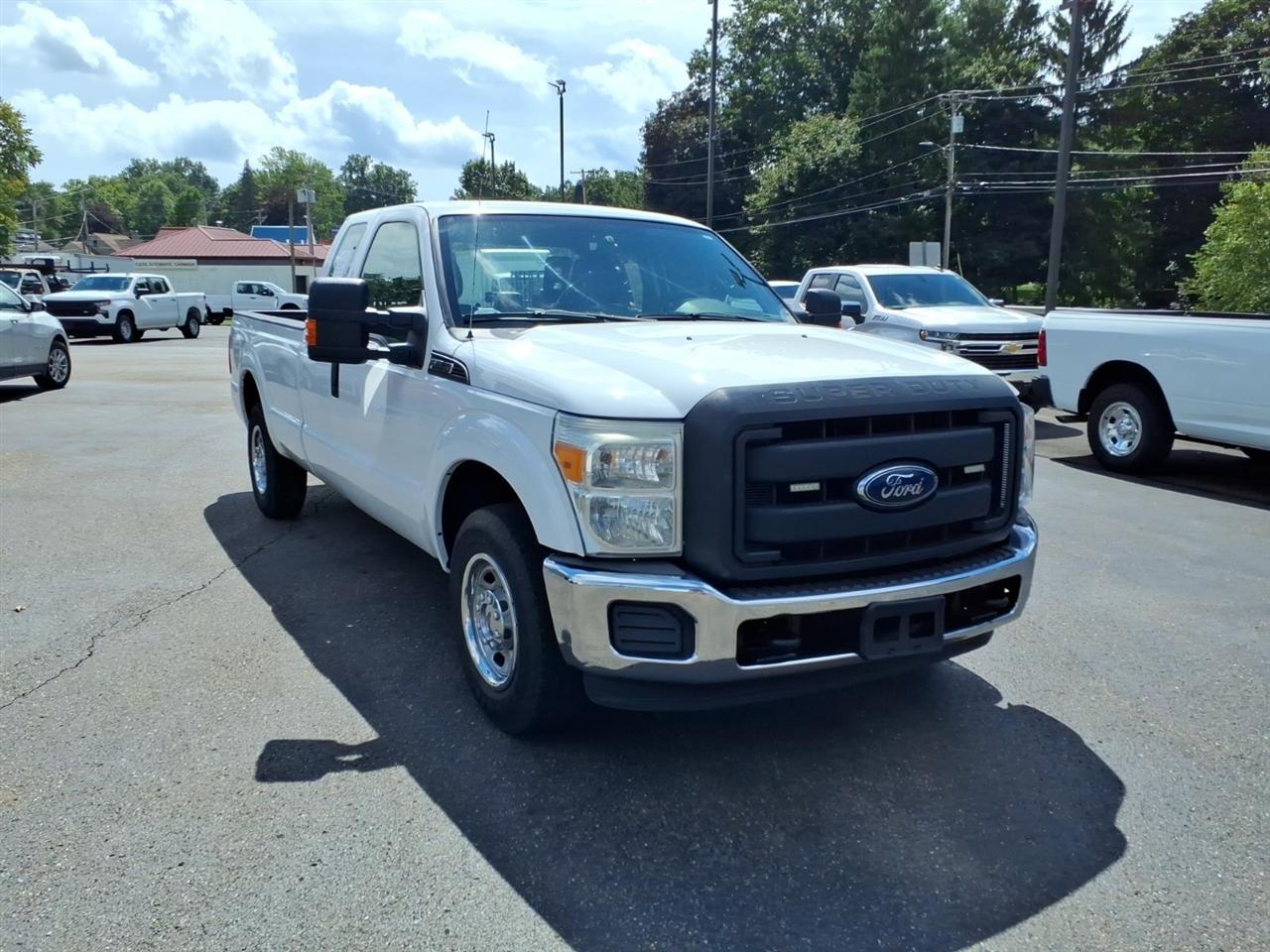 Ford Super Duty F-250 SRW 2WD SuperCab 142" XLT 2015