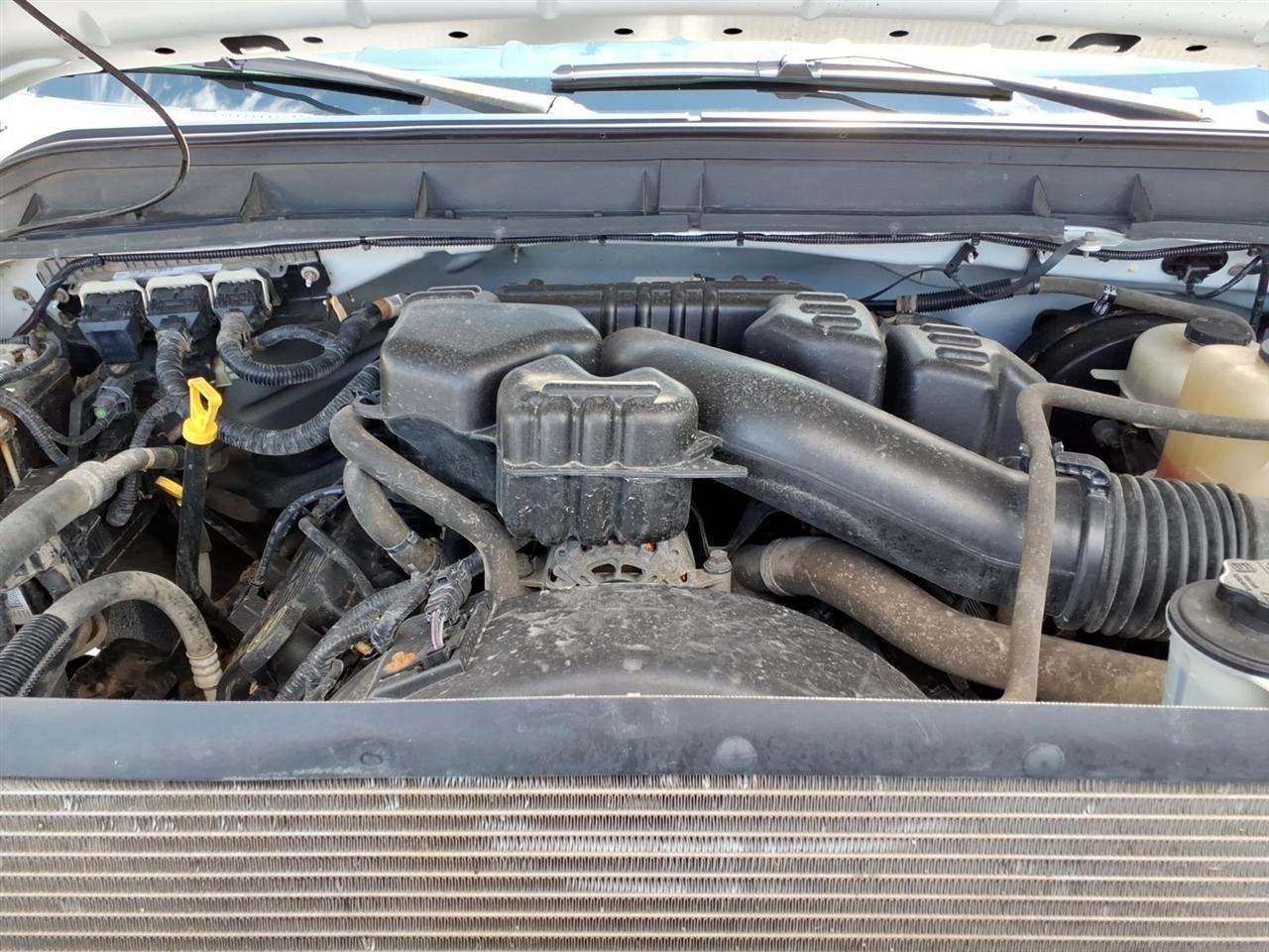 Ford Super Duty F-250 SRW 2WD SuperCab 142" XLT 2015