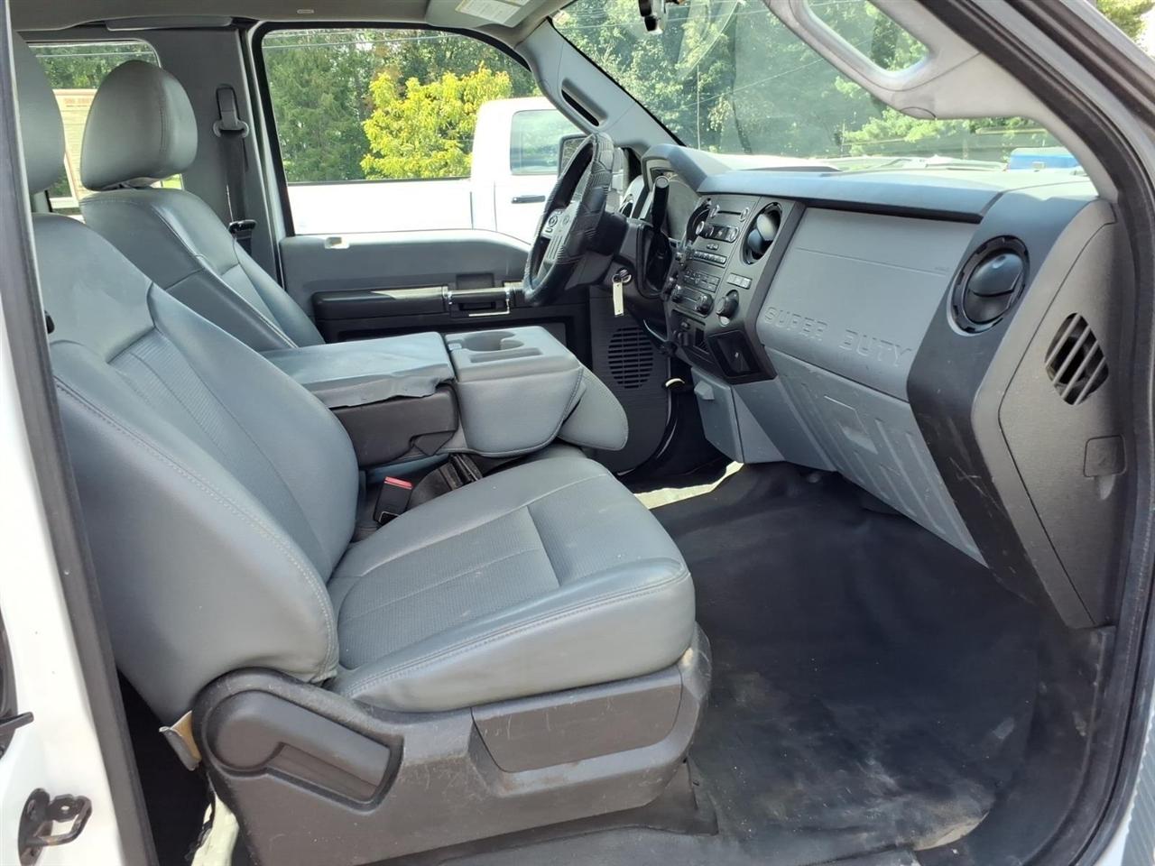 Ford Super Duty F-250 SRW 2WD SuperCab 142" XLT 2015